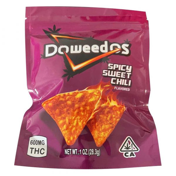 Doweedos Spicy Sweet Chili nacho chips
